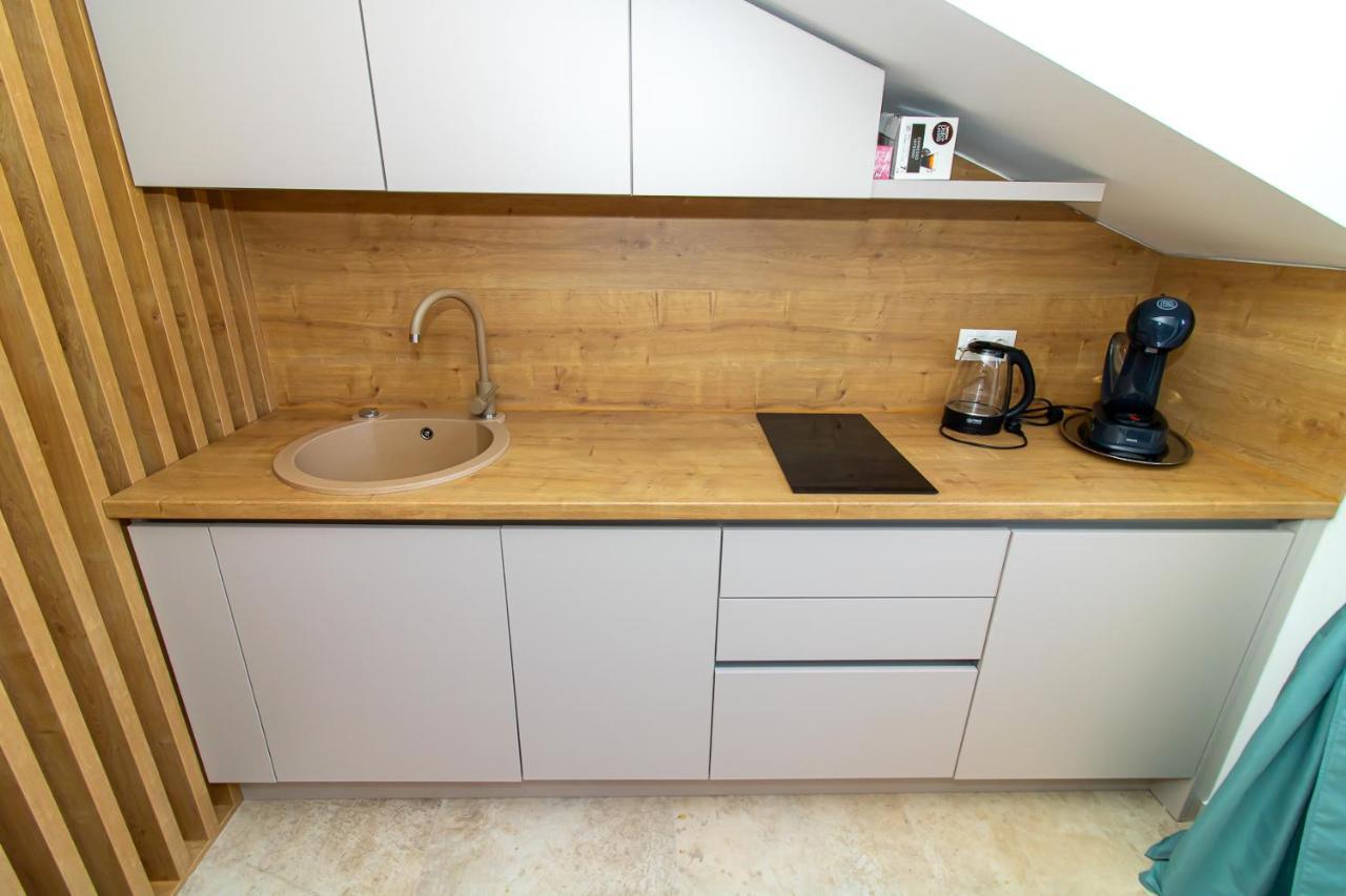 Luxury Apartments Iris Mostar Bagian luar foto