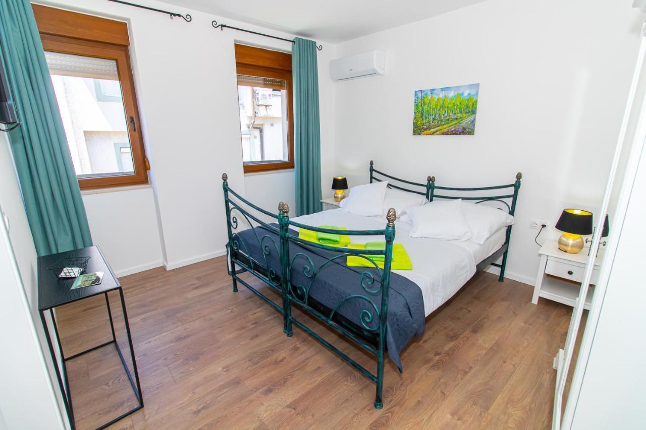 Luxury Apartments Iris Mostar Bagian luar foto
