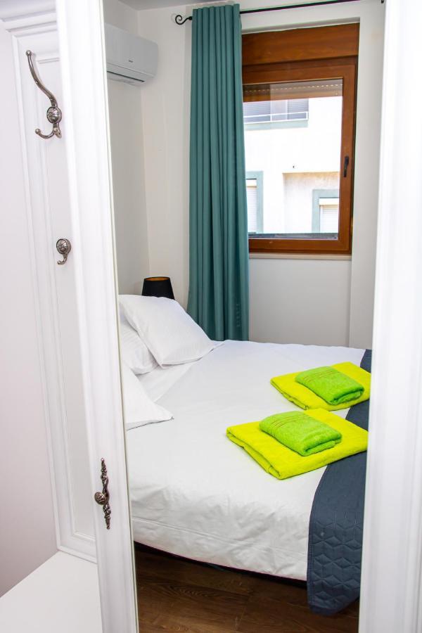 Luxury Apartments Iris Mostar Bagian luar foto